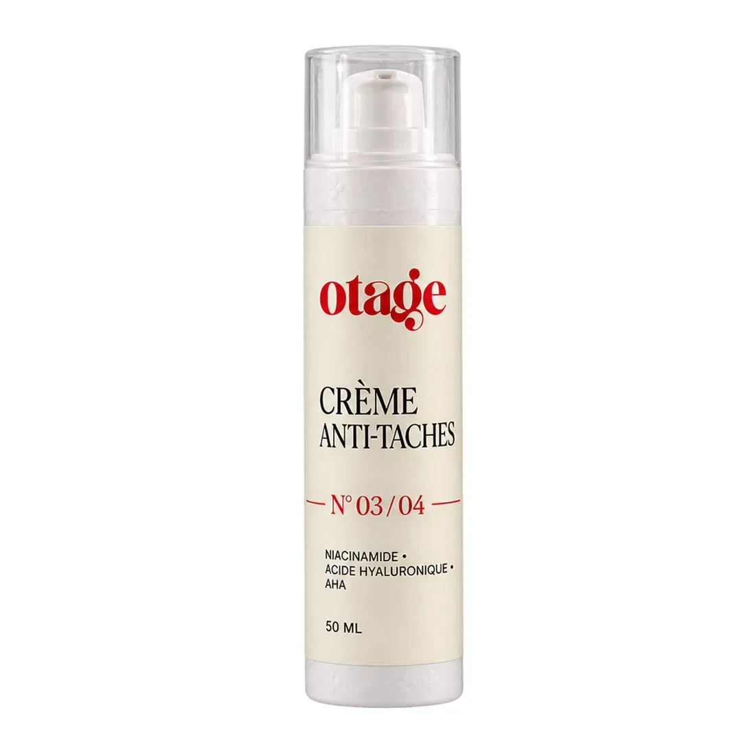 Crème anti-taches OTAGE N°03, flacon sur fond blanc