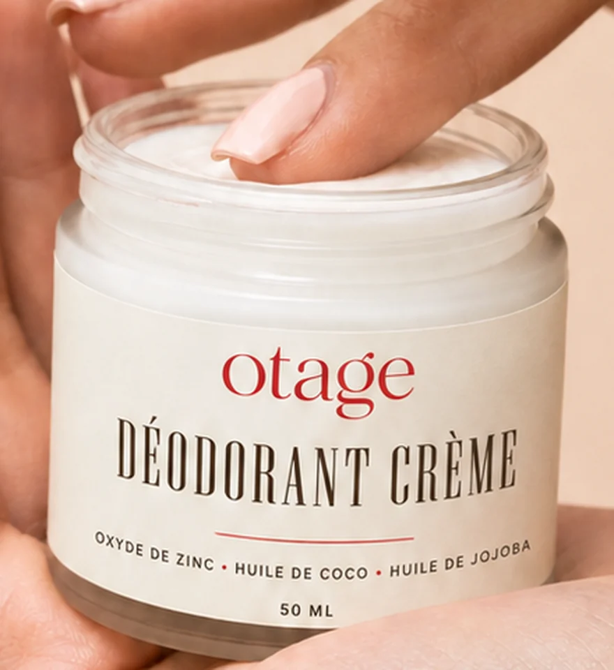 L’étiquette du pot : oxyde de zinc, huile de coco, huile de jojoba, 50 ml