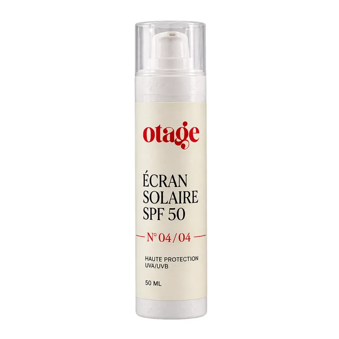Écran solaire SPF 50 OTAGE N°04, flacon sur fond blanc